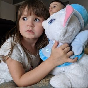 Meet your Posher, Randi